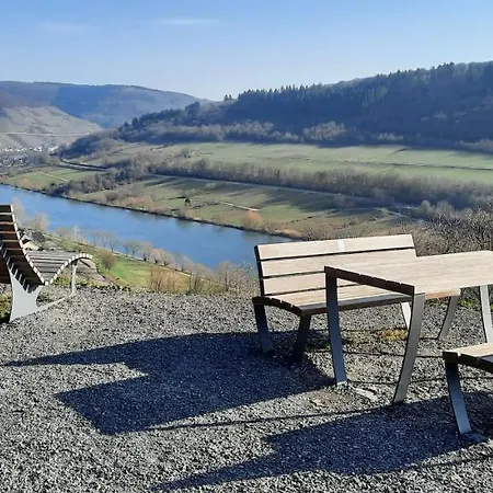 In Spay Smile Zell-merl Mosel