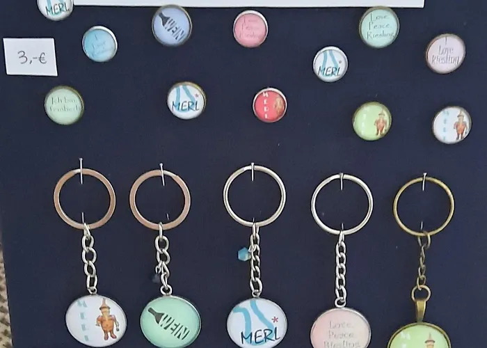 In Spay Smile Zell-merl Mosel 摩泽尔河畔的泽尔